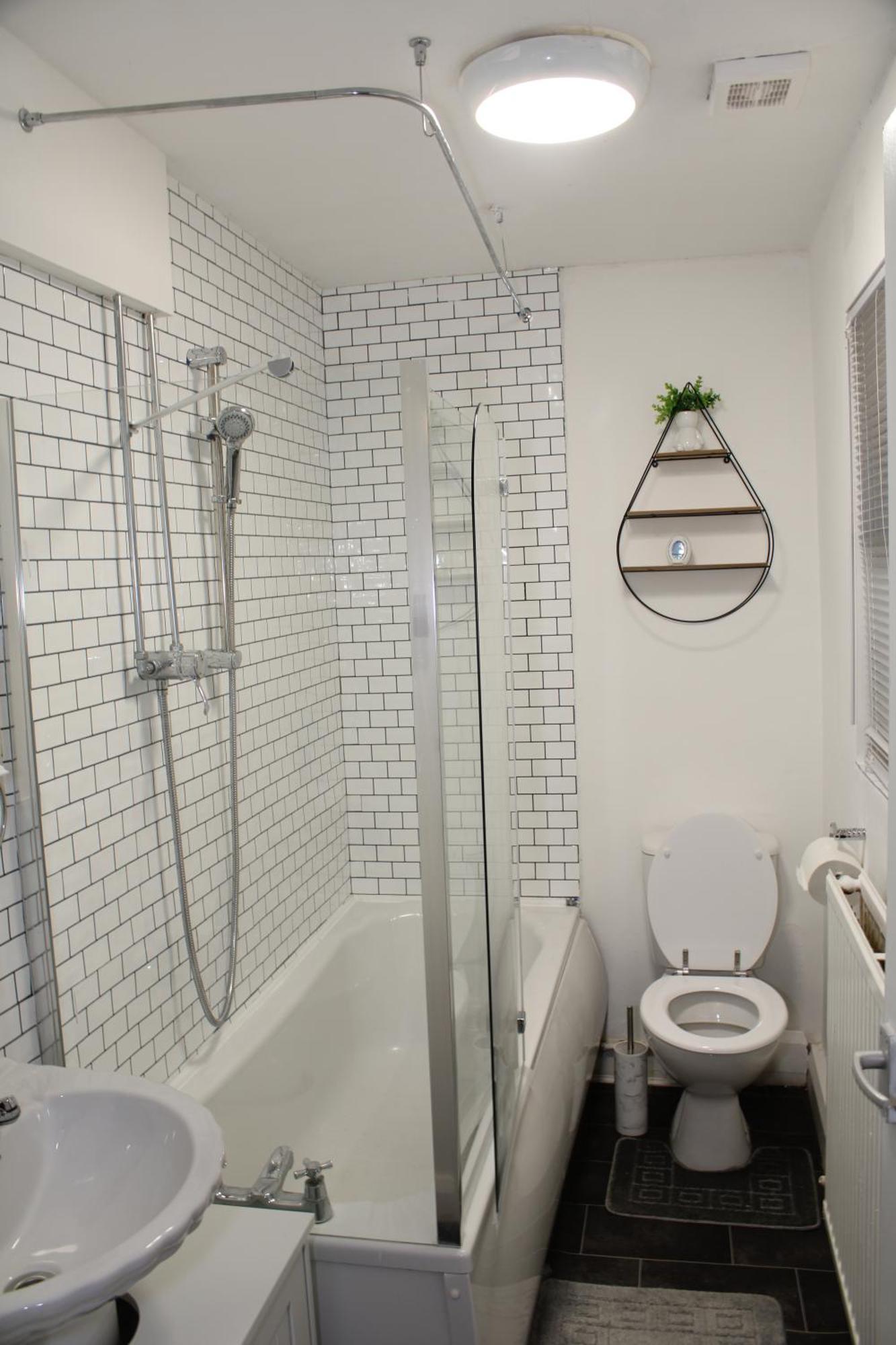 F2S Serviced Apartments 2Bedroom Terrace House With Free Wifi Netflix Suitable For Contractors Walking Distance To Train Station Derby Dış mekan fotoğraf